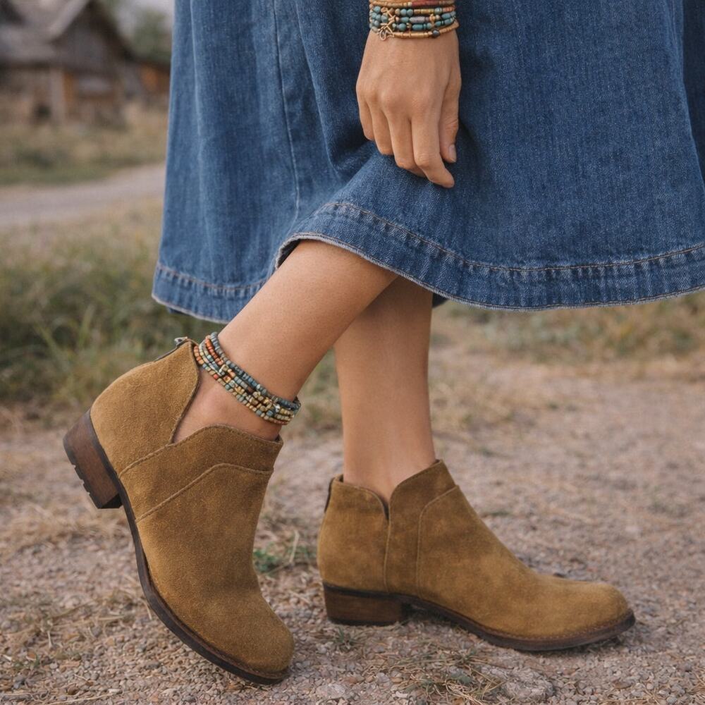 Born SZ 8 Brie Bootie Taupe Distressed Suede Boho Hippie Festival Concert Fall